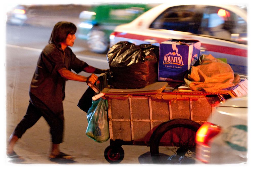 In der Hitze der Nacht - Müllsucher in Saigon