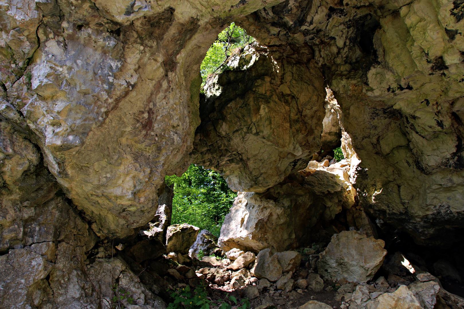 in der Höhle