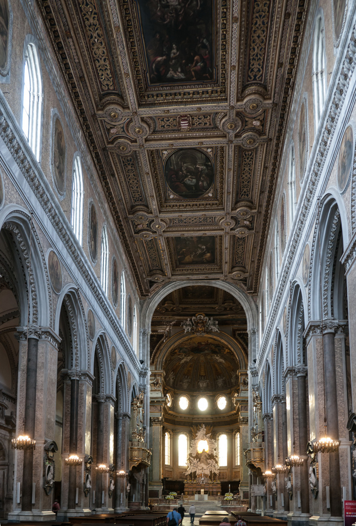 In der Kathedrale von Neapel