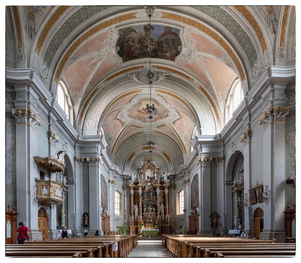 In der Kirche von Cortina