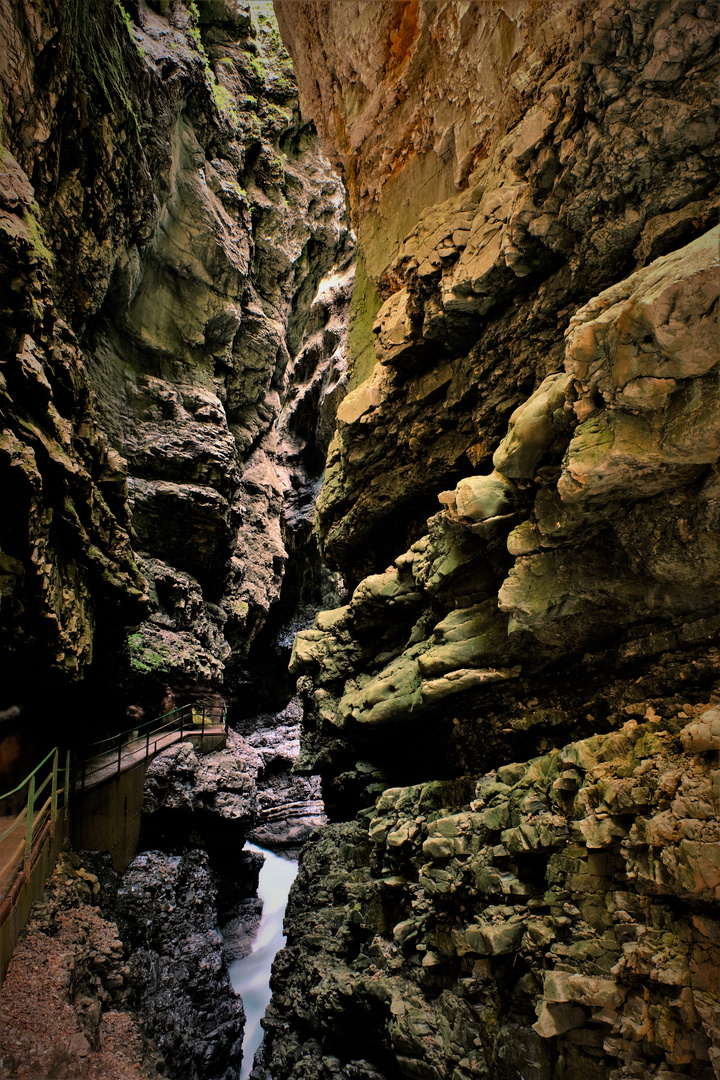 - in der Klamm -