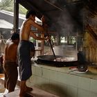 in der klosterküche, armarapura, burma 2011