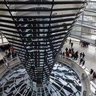 In der Kupel des Berliner Reichstagsgebäude 2014