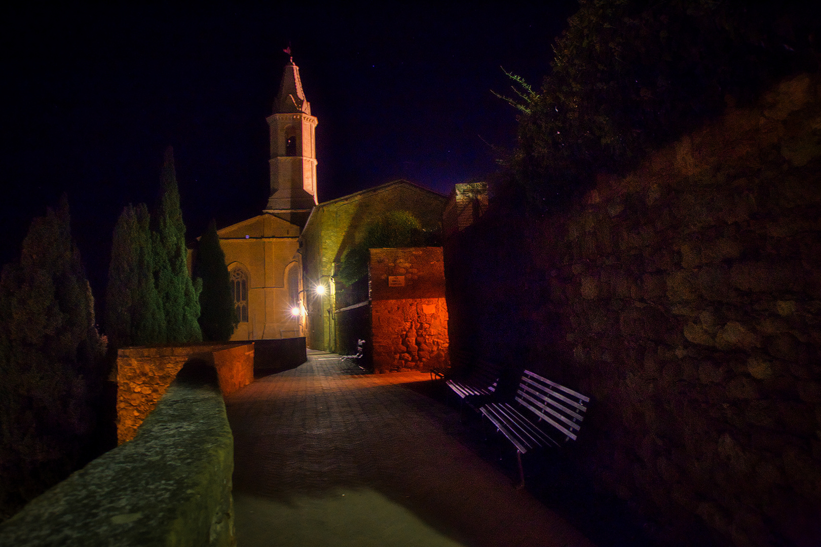 In der Nacht an der Stadtmauer von Pienza...
