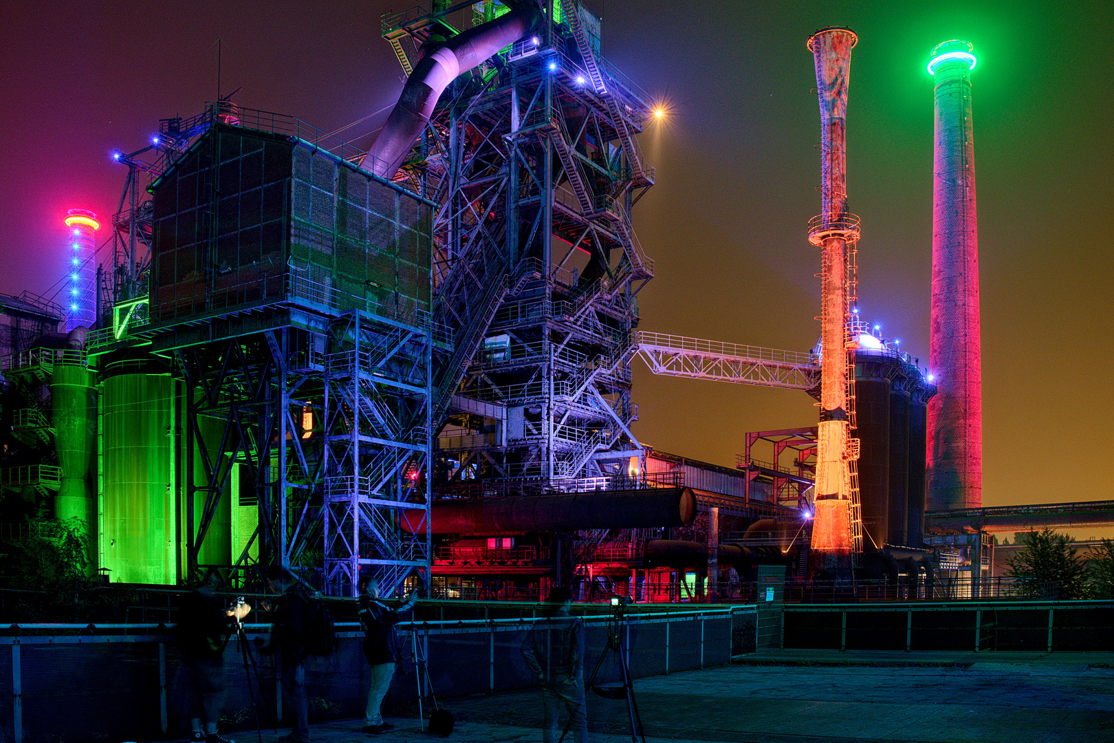 in der Nacht LaPaDu Landschaftspark Duisburg-Nord