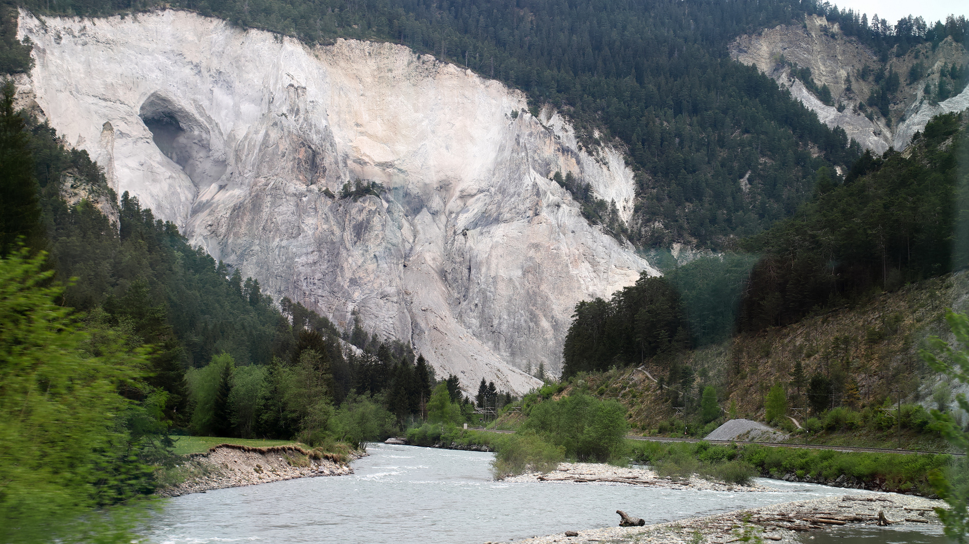 In der Rheinschlucht