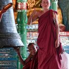 In der Shwedagon-Pagode 1