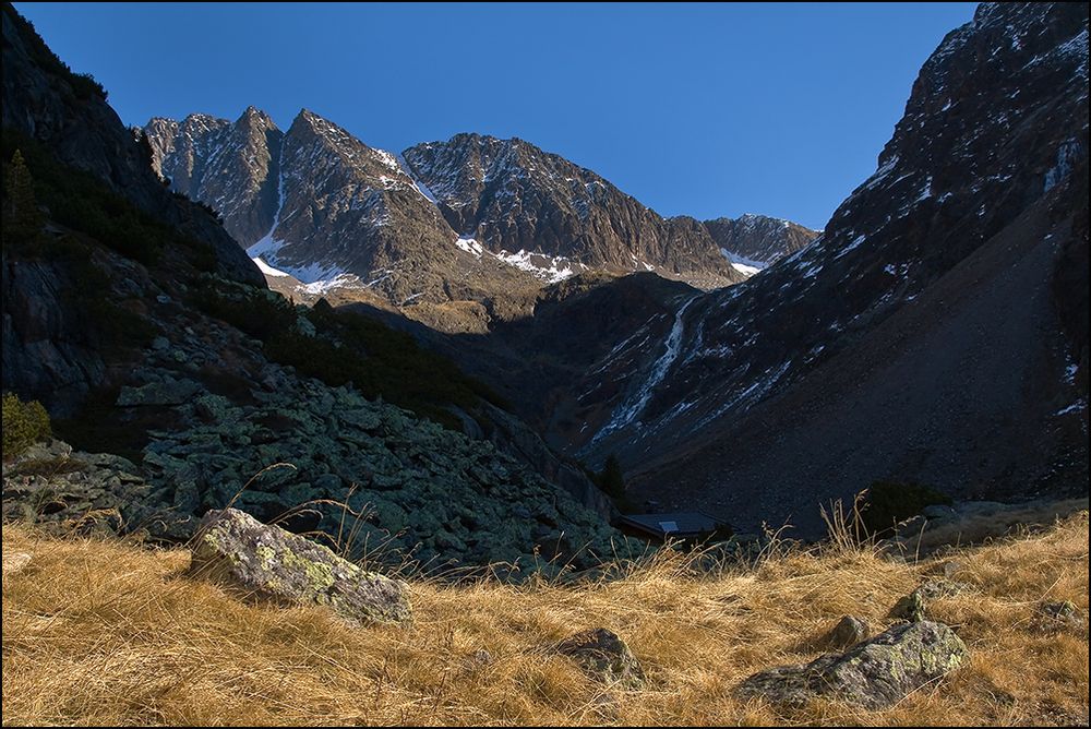 In der Sonne sehr warm, im Schatten Frost