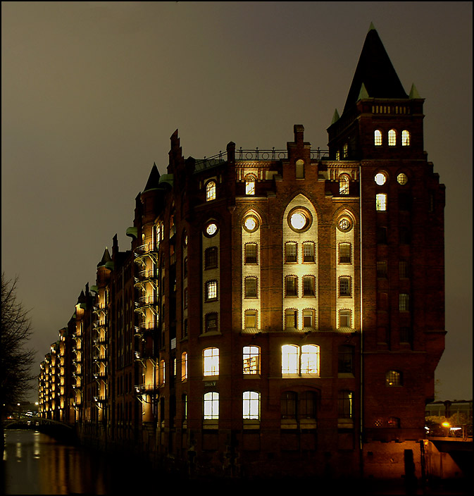 - In der Speicherstadt -