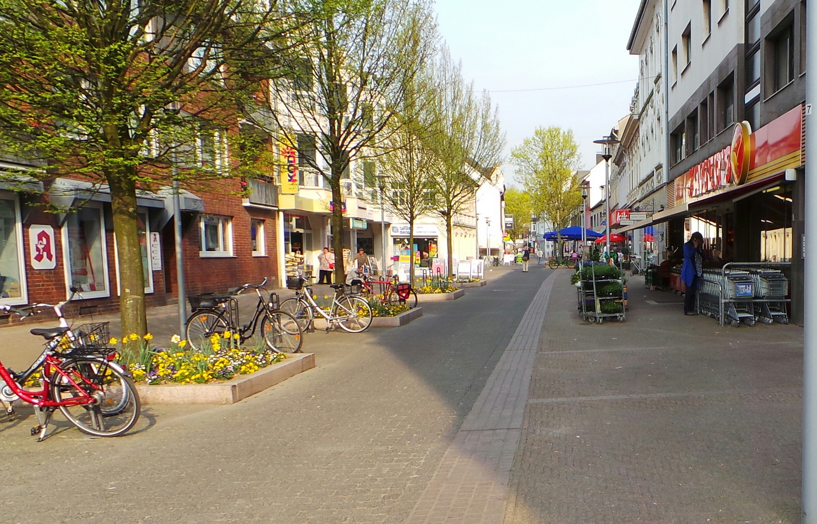 In der Stadt Erkrath - Thementag mit Sonne