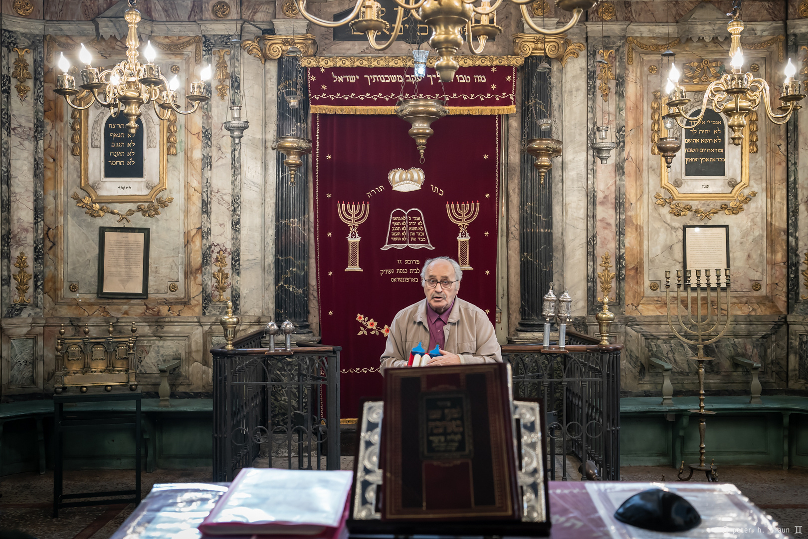 In der Synagoge