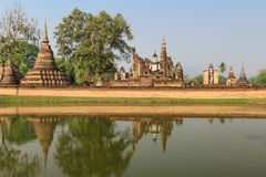 in der tempelanlage von sukhothai