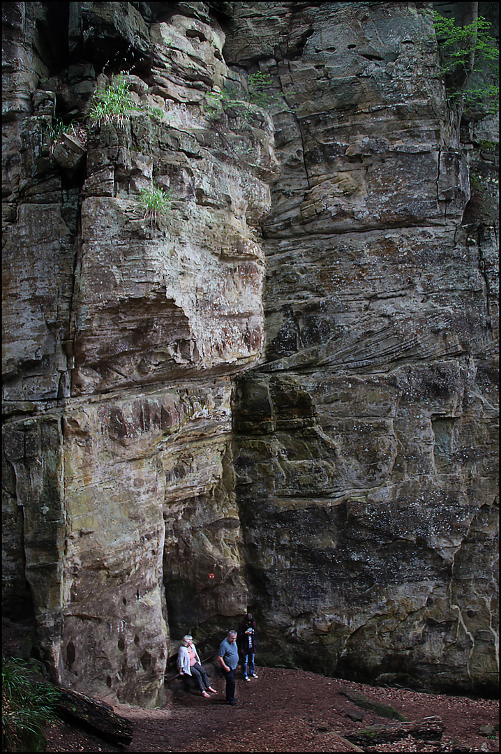 In der Teufelsschlucht (6) ...