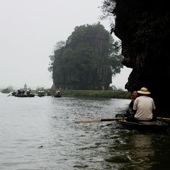 In der "trockenen Ha Long Bucht" (3)