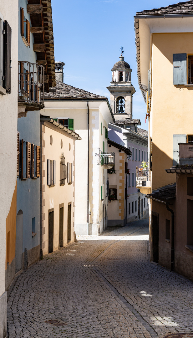 In der Via Principale von Castasegna