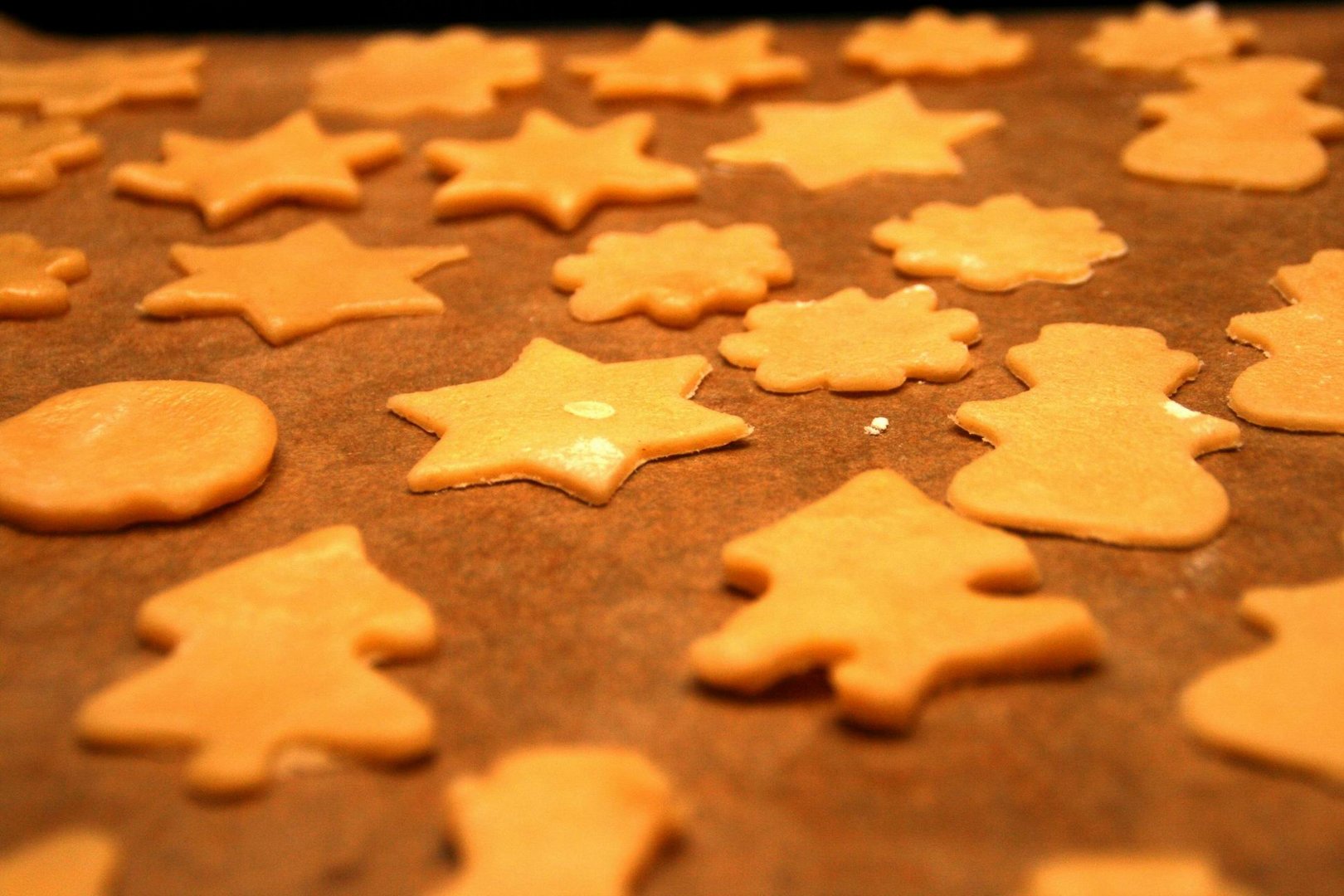 In der Weihnachtsbäckerei...