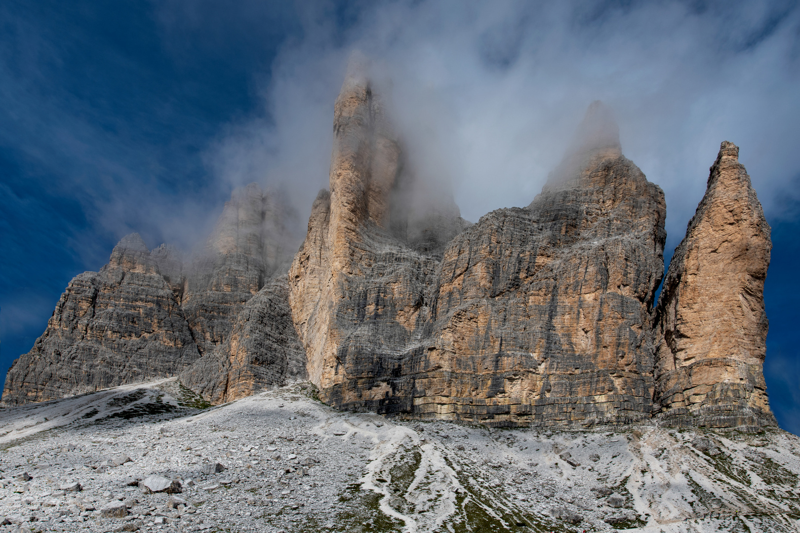 In dern Wolken... Foto & Bild landschaft, berge, natur Bilder auf