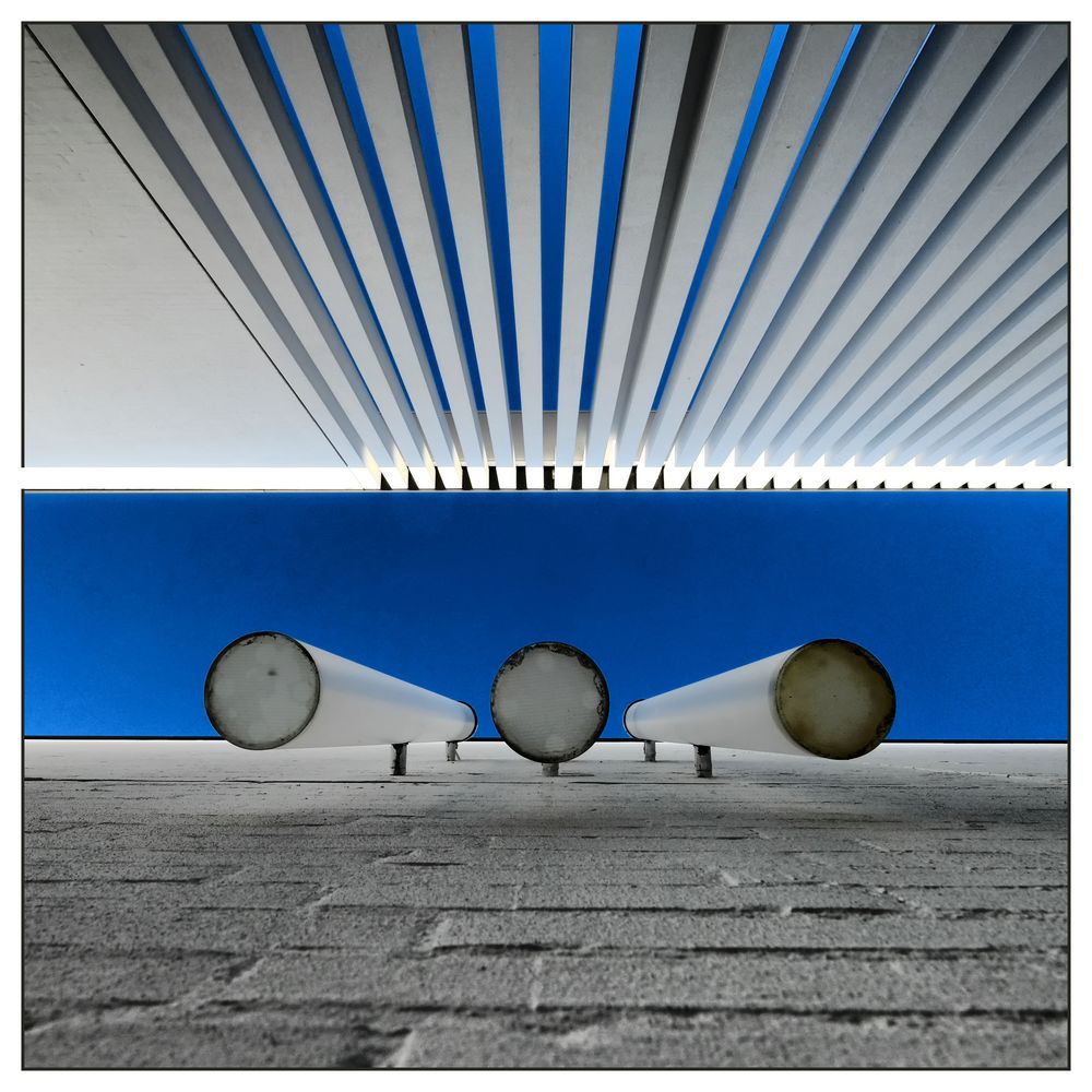 " in die Röhre gucken " Foto & Bild spezial, architektur, color fine art Bilder auf