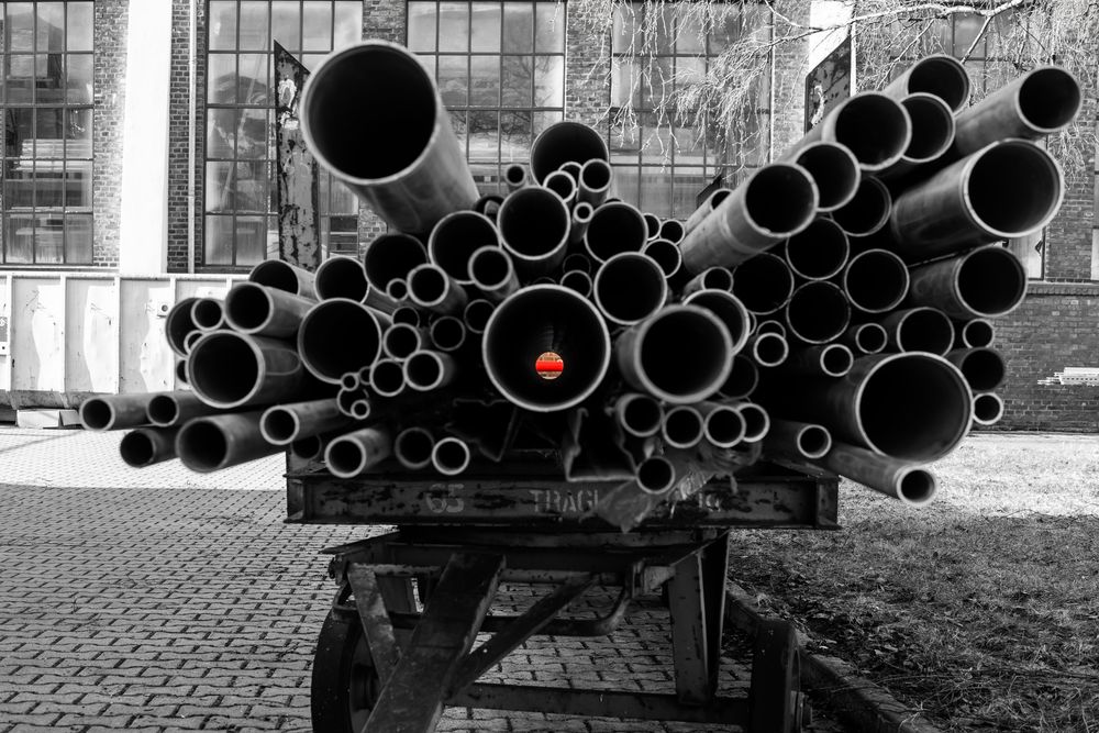 In die Röhre gucken Foto & Bild stillleben, industrie und technik, handwerk Bilder auf
