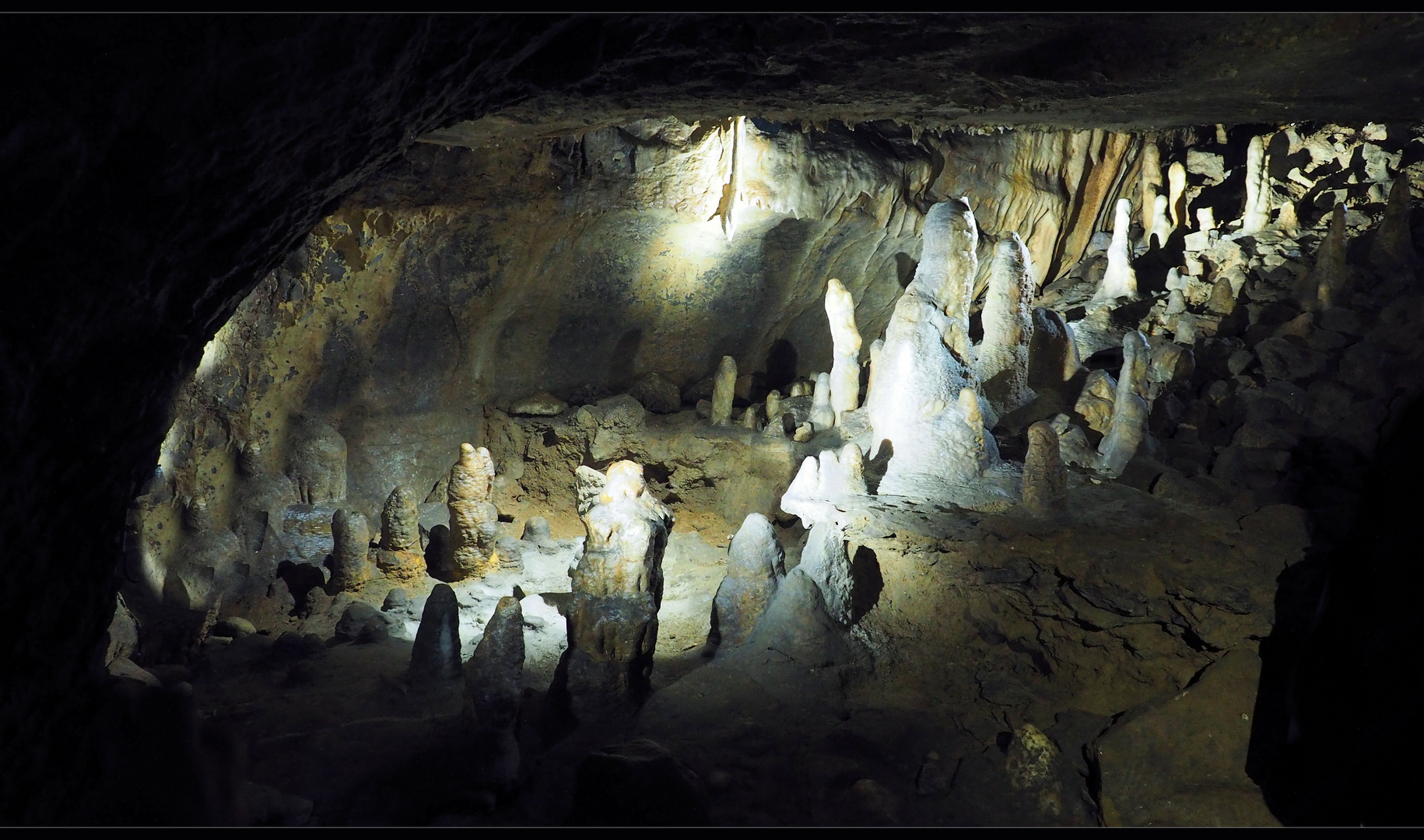 In dieser Höhle lebten keine Menschen.....