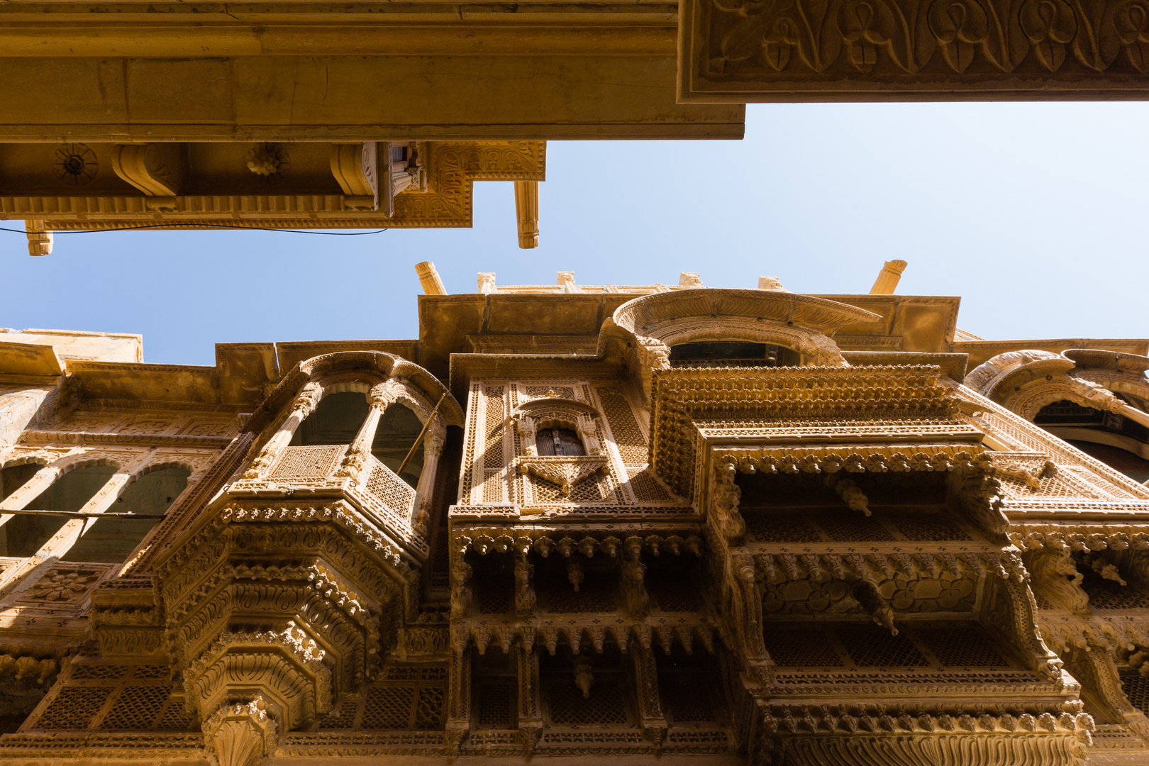 In einer Gasse auf dem Fort von Jaisalmer