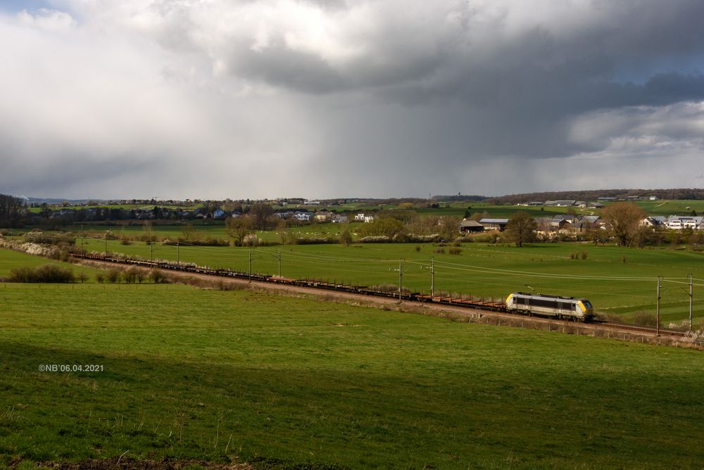 In einer Wolkenlücke