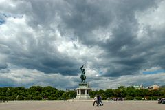 in flottem schritt...