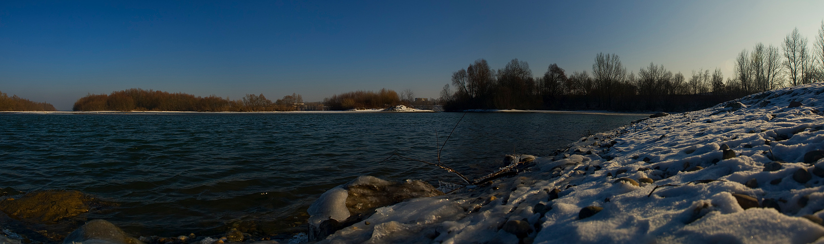 in Gambsheim am Rhein mit eisigem Nordwind