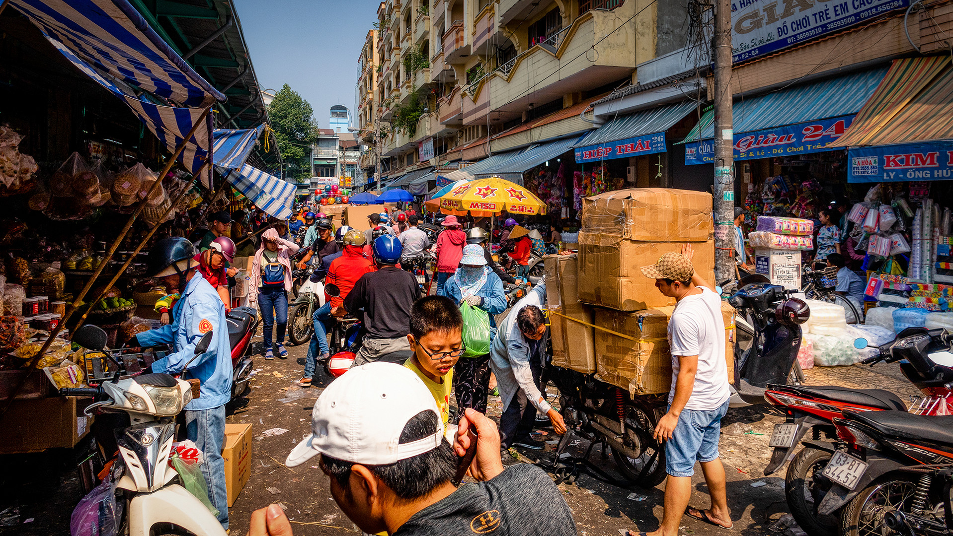 In Ho Chi Minh Stadt (XXII)