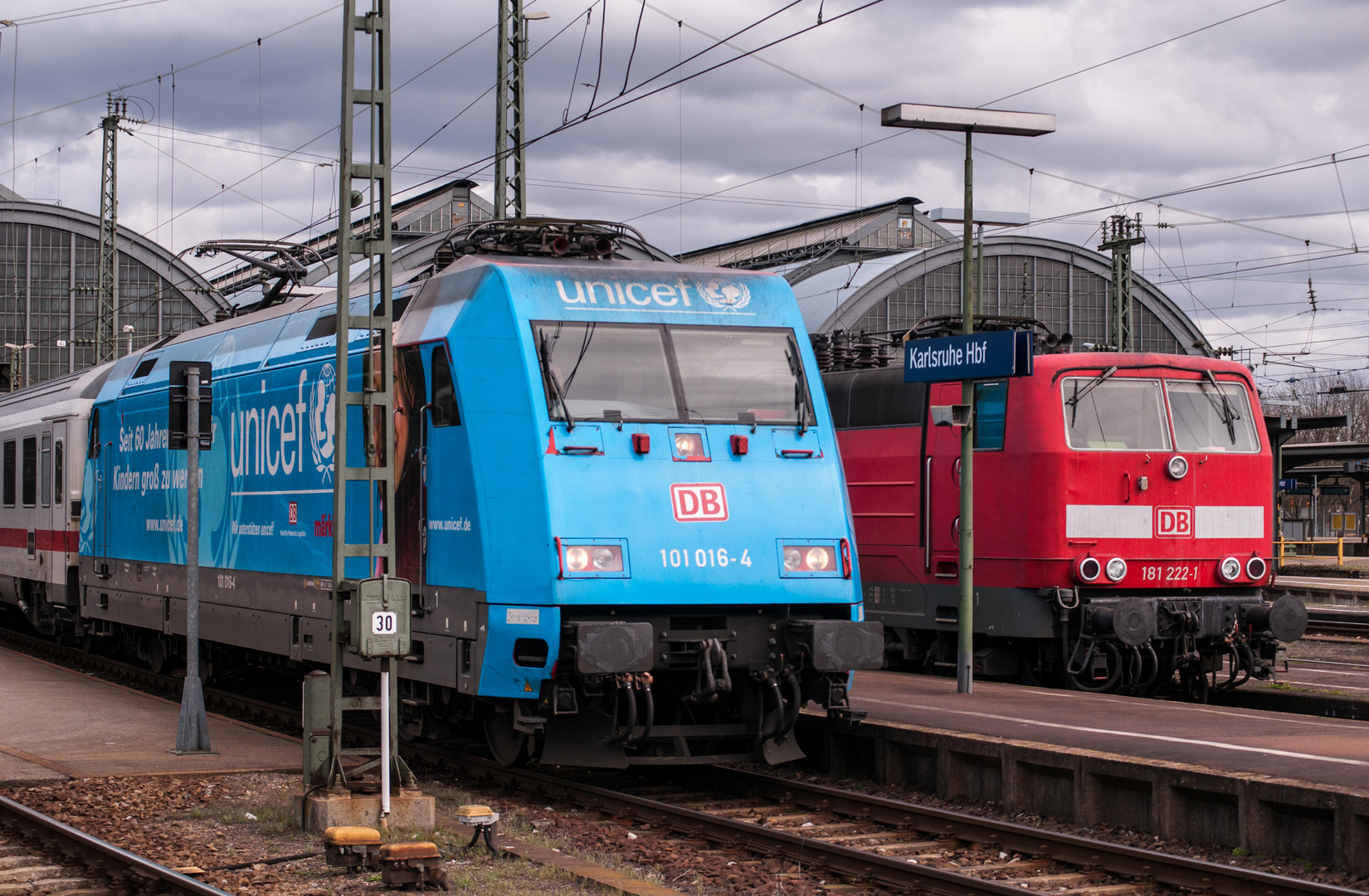 In Karlsruhe Hbf