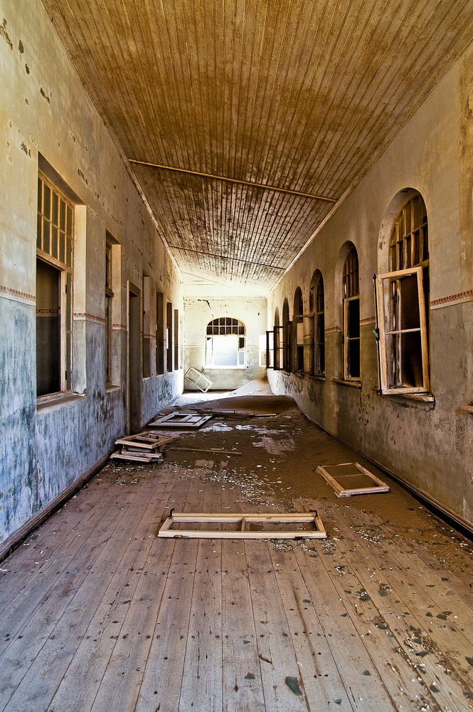 In Kolmanskop