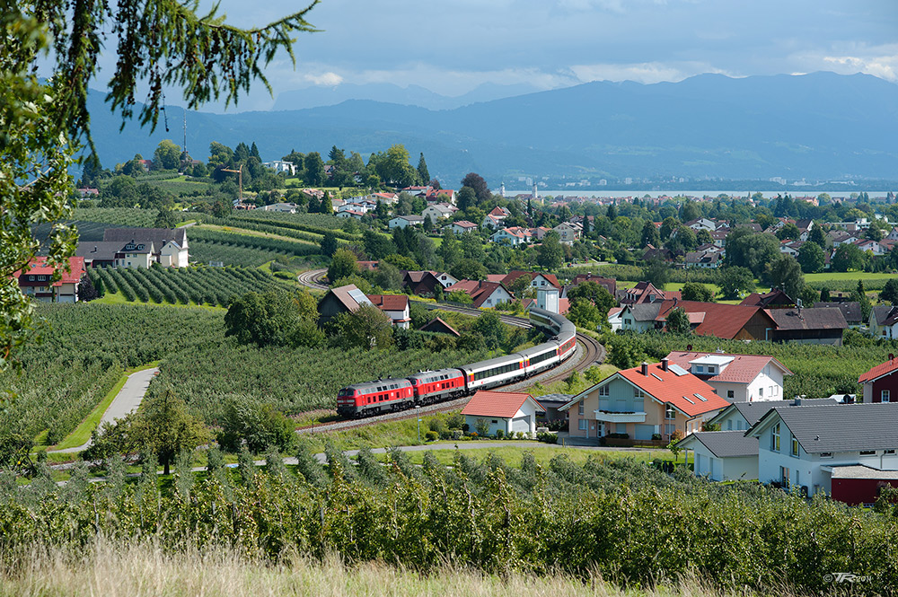 In langen Schleifen