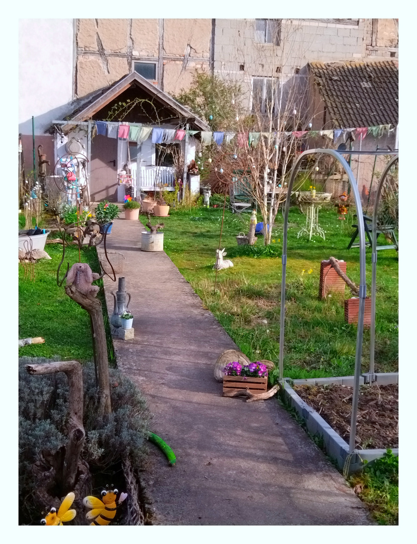 In meinem kunterbunten Garten ....... 