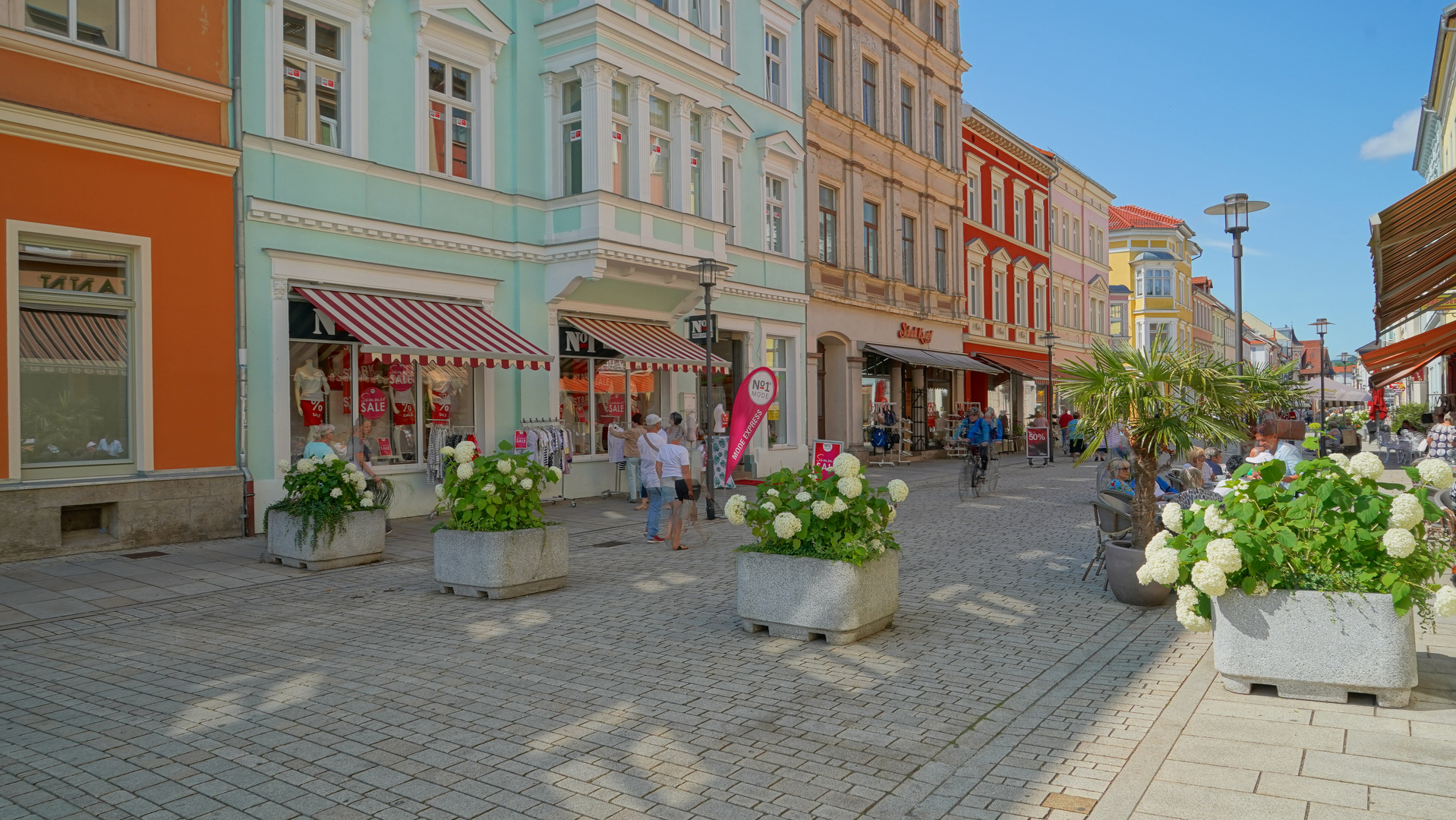 in Meiningen, Hauptstraße (Meiningen, calle principal)