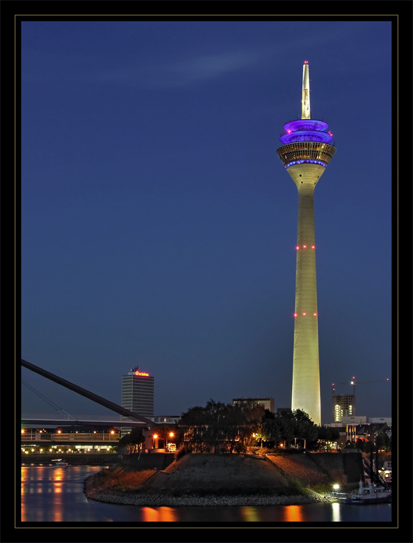 in Memorial.... Rheinturm Düsseldorf