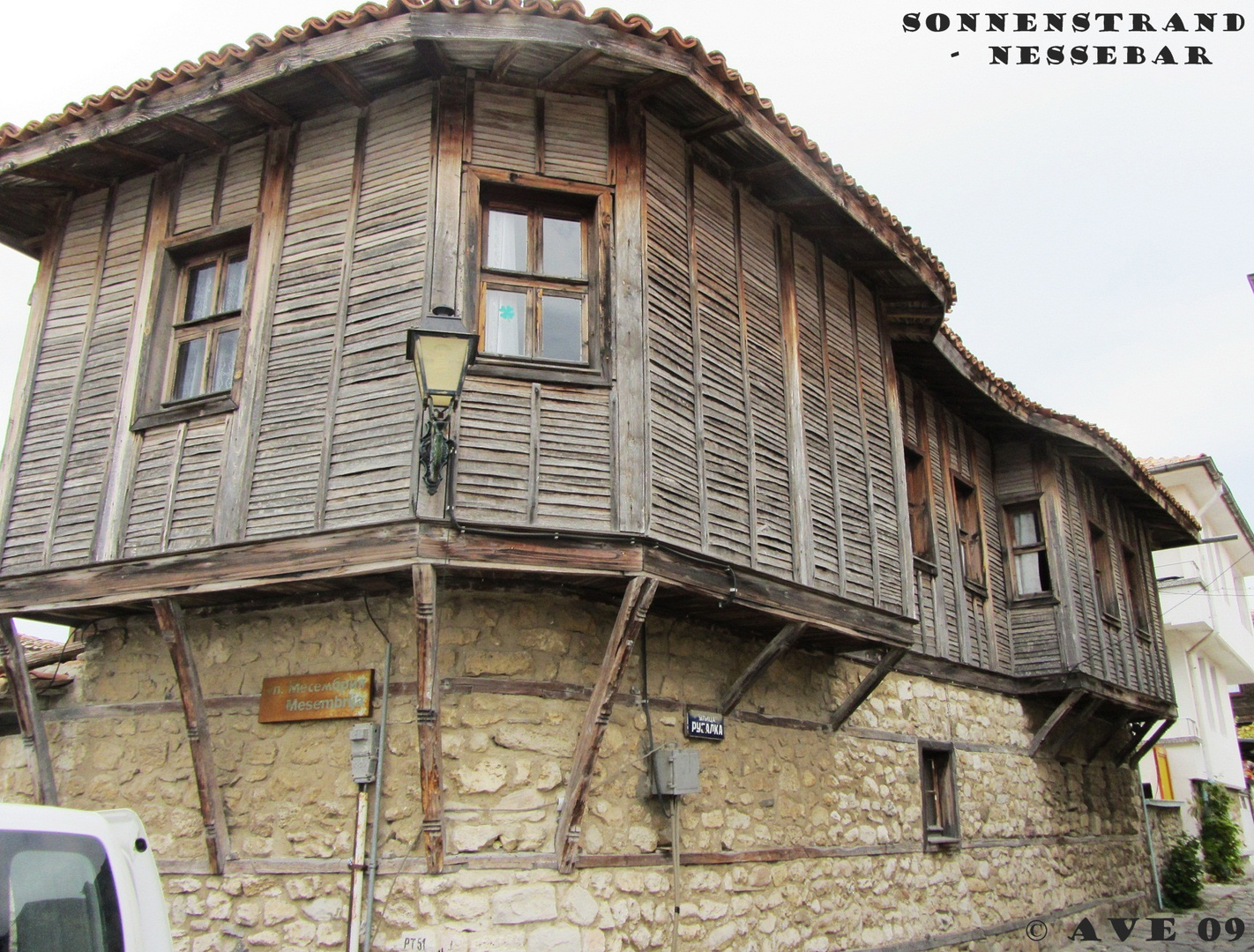 IN NESSEBAR strahlt die Sonne