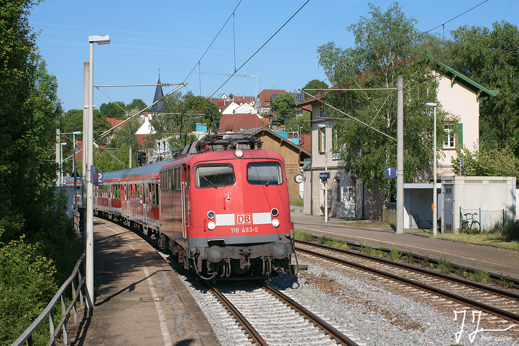 In niederen Diensten