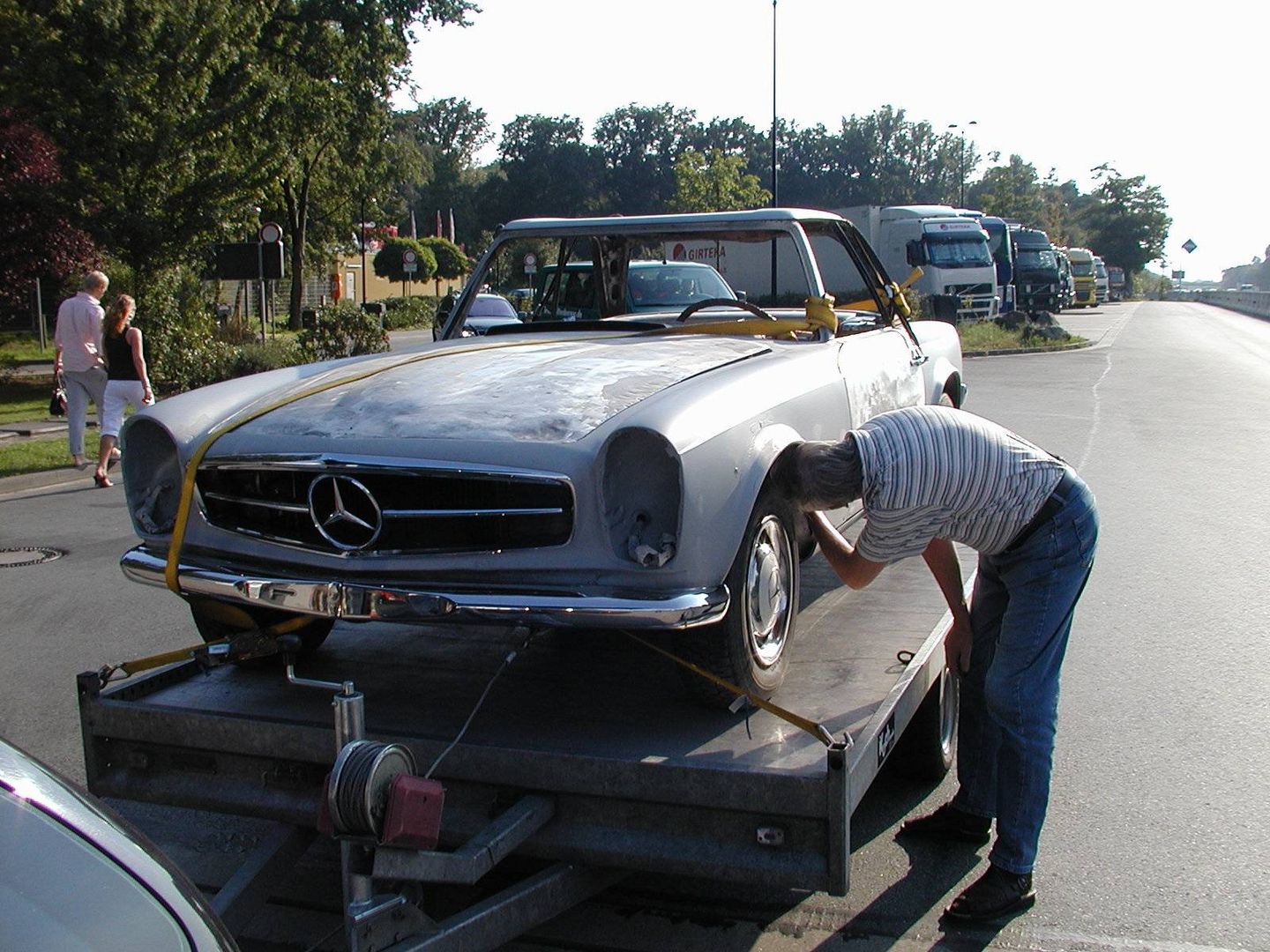 In Restauration Mercedes 230SL Pagode