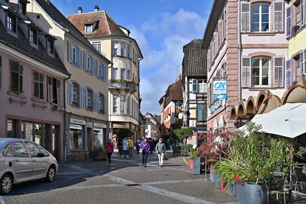 In Ribeauville sind nicht nur Fachwerkhäuser aus dem 16. JH,