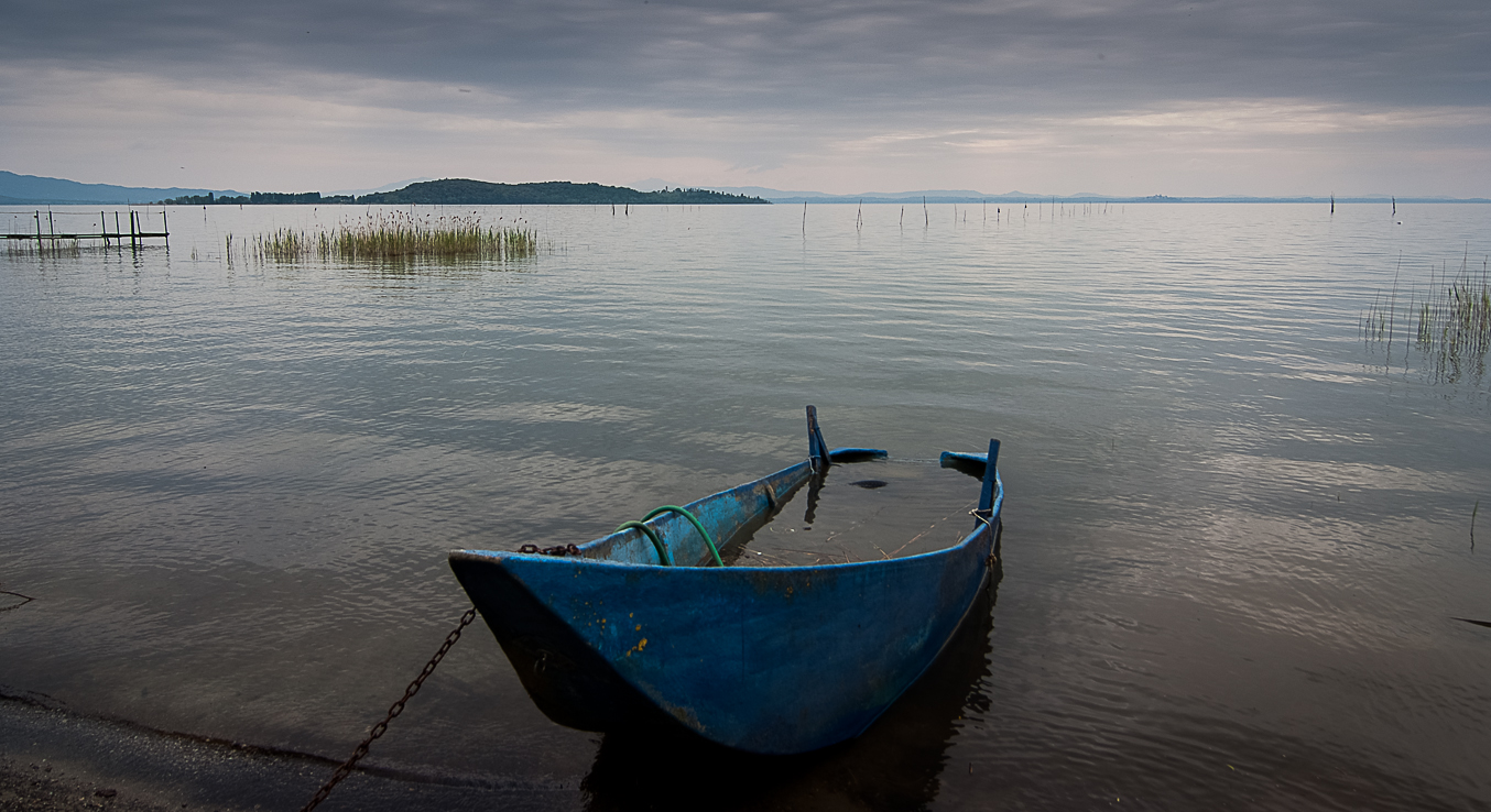 in riva al lago...