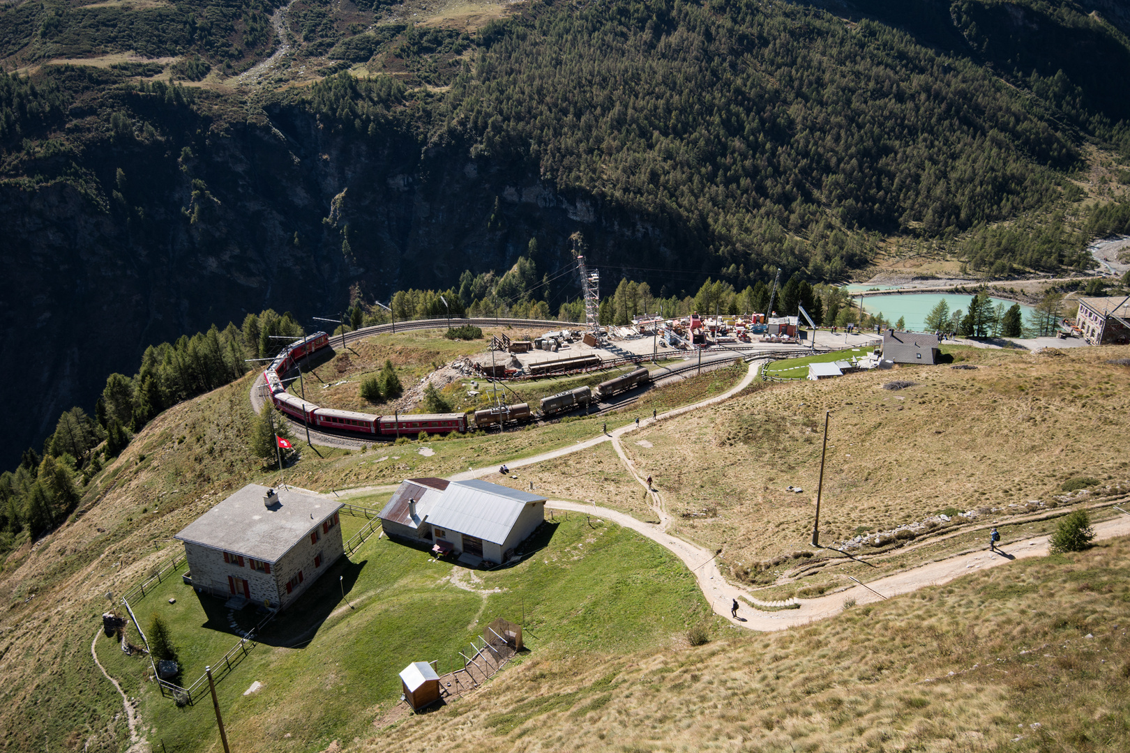 In Schleifen nach unten