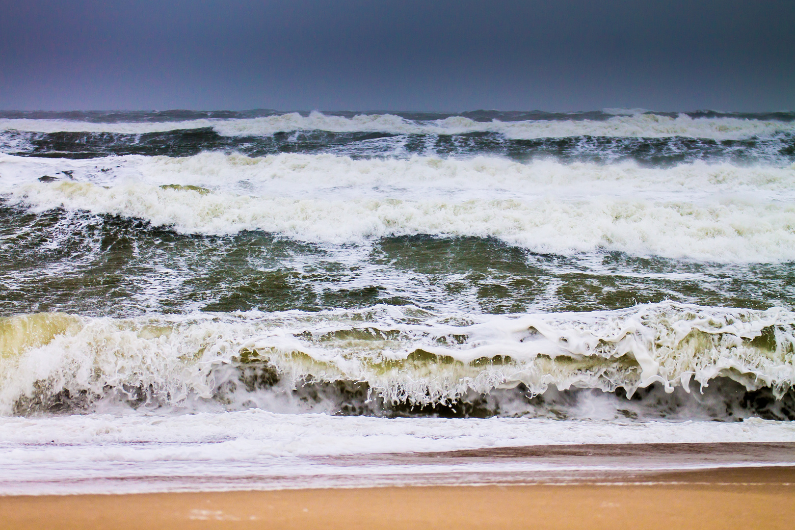 In Stein gemeißelte Welle