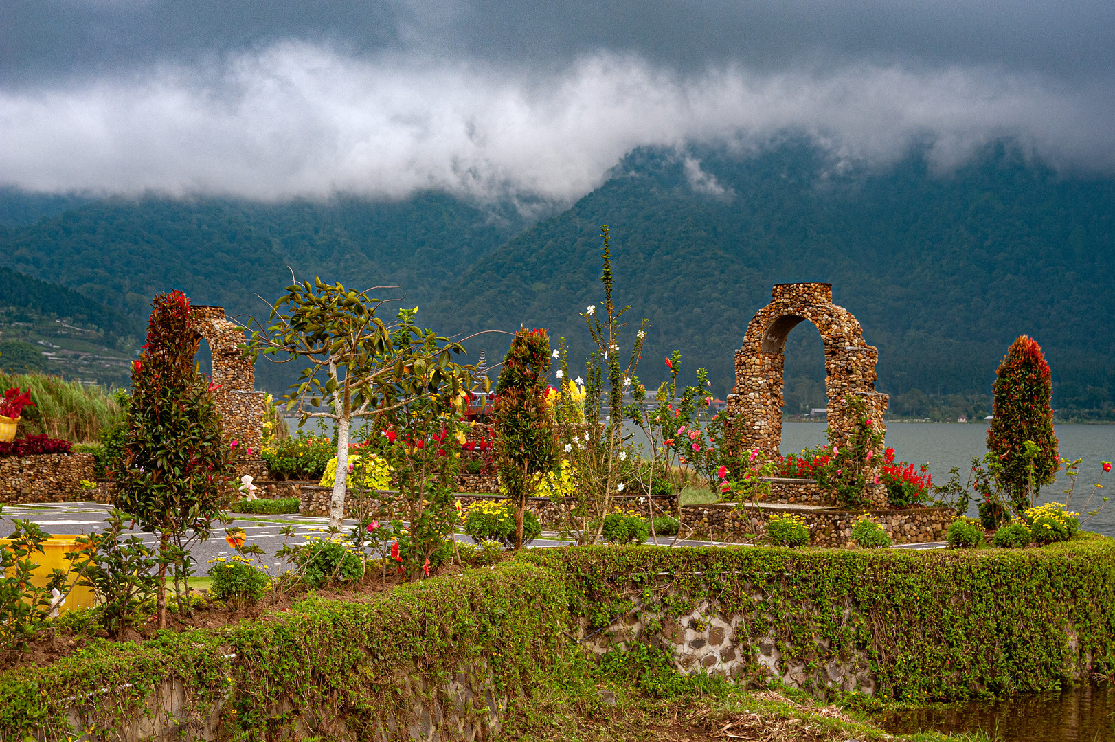 In the garden of Ulun Danu Bratan