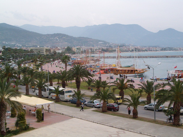 in the morning, Alanya