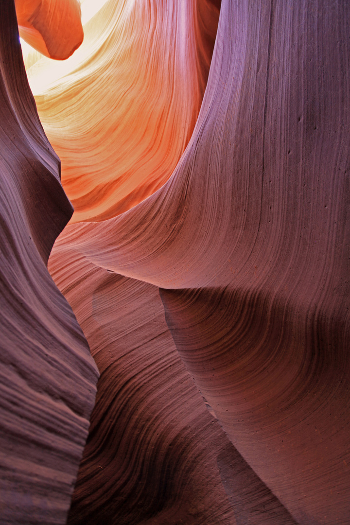 in the morning lower antelope canyon