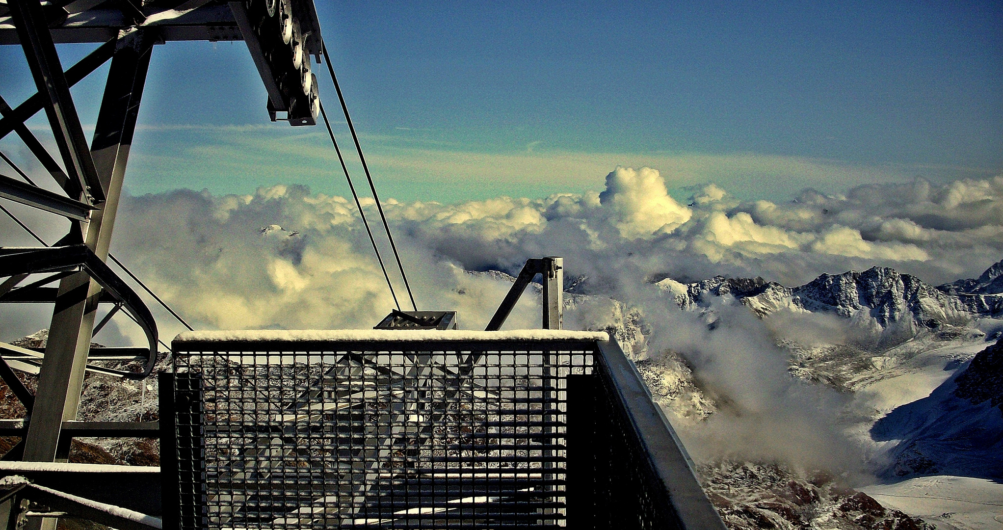 In Tirol  - Pitztaler Gletscher