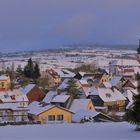 in unserem Dorf auch viel Schnee (en nuestro pueblo también hay mucha nieve)