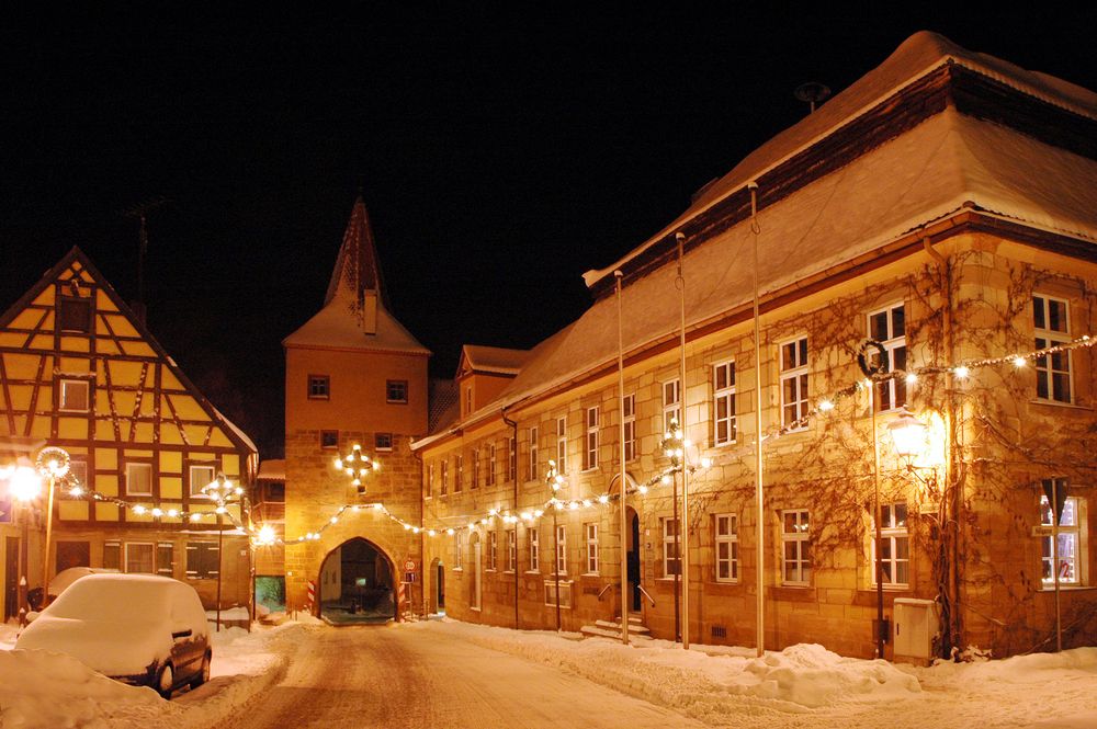 In weihnachtlichem Glanze von Karlh. Hiltl 