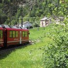 In wenigen Minuten durchfahren wir die Station Brusio