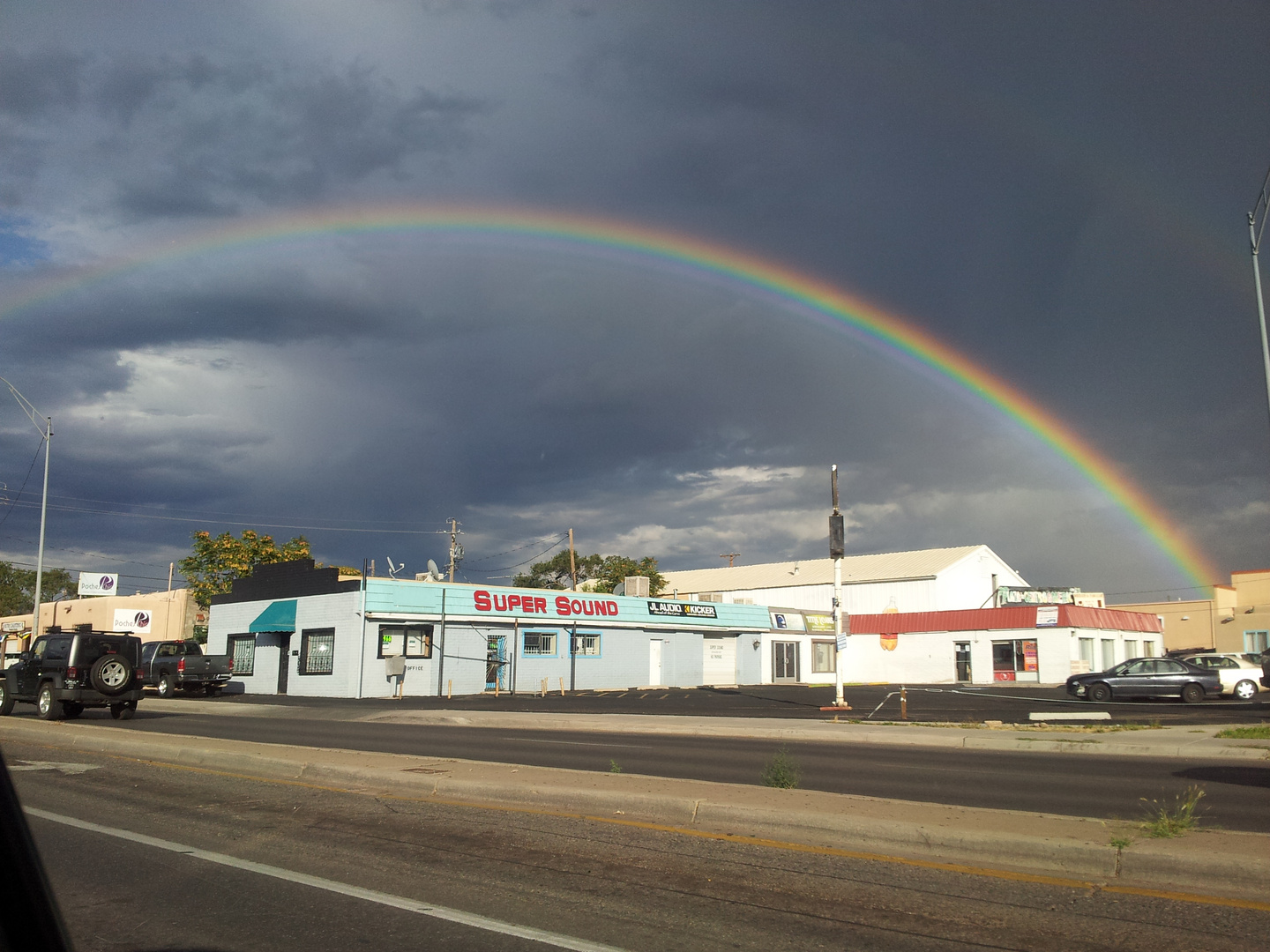 inaspettato arcobaleno a santafè